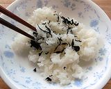 離乳食〜幼児食に　簡単！極小おにぎり作り方1写真