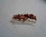 鶏皮とウドの焼き春巻き作り方3写真