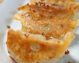 残り物リメイク*餃子おにぎり*作り方1写真