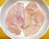 夏☆お酢でやわらか！鶏むね肉のさっぱり煮作り方1写真