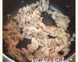 ご飯何杯目⁉切りこんぶと豚肉の煮物*作り方1写真