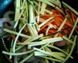 俺流のタイ料理！トムヤムクン風焼そば作り方4写真