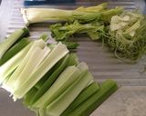 セロリの塩昆布甘酢*ビニール袋で超簡単作り方1写真