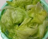 塩ラーメンスープで作る豚バラレタス鍋作り方1写真