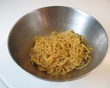 中華風サラダ和え麺　～食べるラー油～作り方1写真