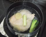 ゆで鶏汁で♪鶏ネギスープ作り方1写真