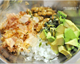 ☆アボカドと納豆玉ねぎのおかかごま和え☆作り方2写真