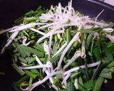 春雨とにらともやしの炒め物☆作り方2写真