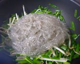春雨とにらともやしの炒め物☆作り方3写真
