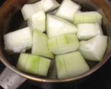 飲み干す美味しさ❤冬瓜と鳥肉の和風スープ作り方2写真