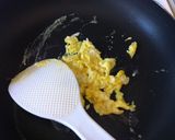 夏に出番！鶏の醤油バターチャーハン作り方3写真