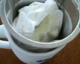 カップで　お一人様用ヨーグルトクリーム作り方1写真