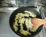 ★鶏の胸肉の玉ねぎソースソテーです。♪作り方3写真