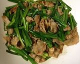 生中華麺・にら・豚バラ肉で☆焼きラーメン作り方7写真