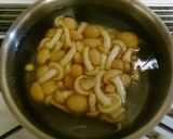 簡単!なめこの味噌汁作り方1写真
