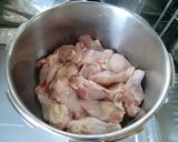 ★簡単！圧力鍋で鶏の手羽元お酢の煮込み♪作り方1写真