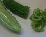 夏を乗り越えろ！ゴーヤと茗荷の酢漬け作り方3写真