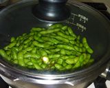 夏のごちそう♬ほっくり蒸し焼き枝豆。作り方4写真