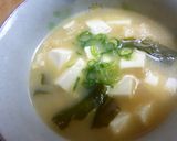 ２人分・豆腐・あげ・わかめのみそ汁作り方7写真