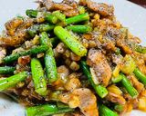 豚肉とニンニクの芽の黒胡椒醬炒め作り方8写真