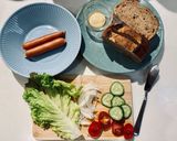 朝食にウィンナーサンドと卵、カレースープ作り方1写真