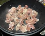 キャンプでネギ塩チキンパエリア　失敗無し作り方2写真