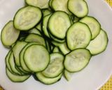 夏にさっぱり☆ズッキーニ・たこの酢の物作り方4写真