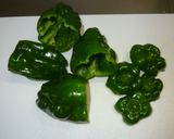 丸ごとピーマンの肉詰めケチャップ煮♥作り方1写真