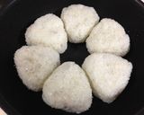 にんにく味噌で焼きおにぎり(≧∇≦)作り方2写真
