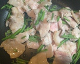 空芯菜と豚バラとしめじ♡中華風炒め作り方3写真