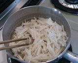 簡単材料少なく大根と油揚げと豚肉の炒め煮作り方3写真