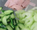 セロリときゅうりの絶品サラダ作り方1写真