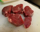 仔牛ヒレ肉のステーキ作り方1写真