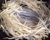 簡単ヘルシー！タジン鍋で具沢山春雨スープ作り方1写真