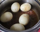 簡単おかず！ゆで卵の醤油麹梅ソースがらめ作り方2写真