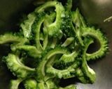 ☆さっぱり味☆ゴーヤナムル☆作り方1写真