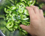 苦味マイルド！ゴーヤとササミの昆布マヨ♪作り方1写真
