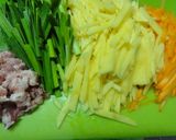 新じゃがとニラの炒め物作り方1写真