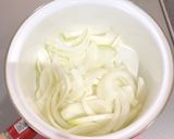 トマト缶で鶏肉煮込み、残りはリゾットに＊作り方2写真