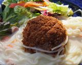 ローソンげんこつメンチとクリームパスタ♫作り方3写真