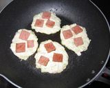 お弁当・おやつにも♫スパム入りお好み焼き作り方4写真