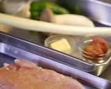 鶏むね肉と葱の梅バター。作り方1写真