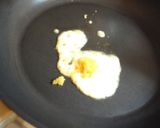 豪快に！ひき肉マヨ炒めかけ丸ごとレタス作り方2写真