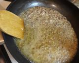豪快に！ひき肉マヨ炒めかけ丸ごとレタス作り方4写真