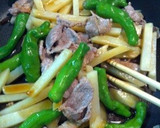 ししとうとじゃがいもと豚肉の炒め物♪簡単作り方6写真