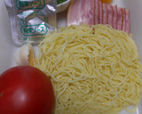 塩焼きそばde夏風トマト焼きそば作り方1写真