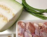 冬瓜と手羽元の煮物オイスターソース風味作り方1写真