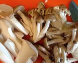 安い！鶏胸ときのこのオイスター炒め作り方2写真