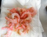 お弁当の隙間にピーマンとえび炒め作り方2写真
