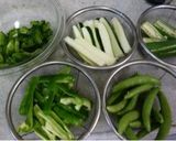 ゴーヤーとグリーン系野菜炒め作り方1写真